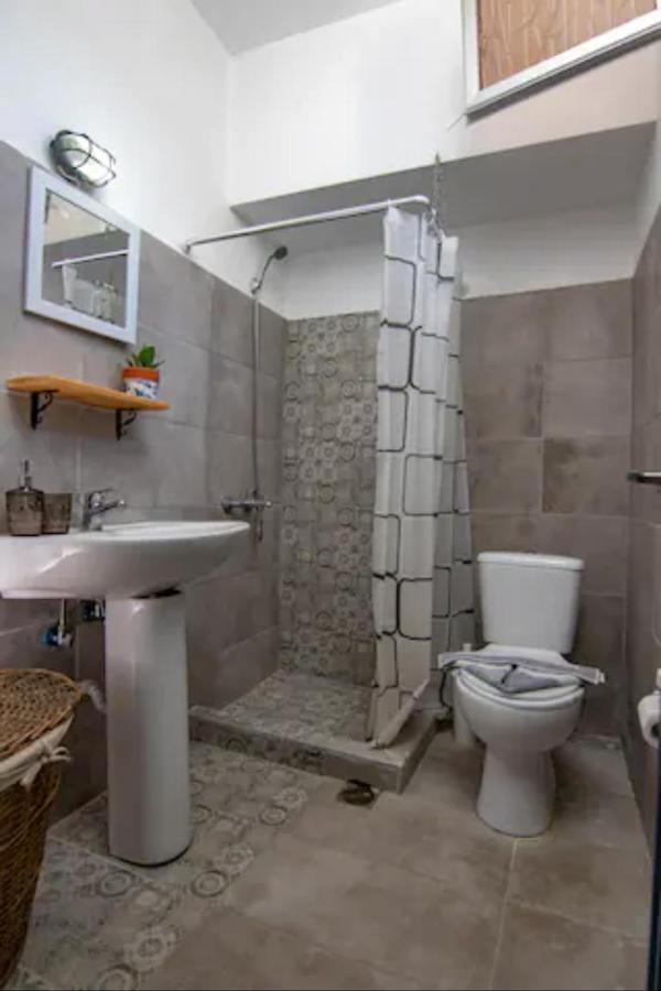Mascot Bar Street Apartments Rhodes City ภายนอก รูปภาพ