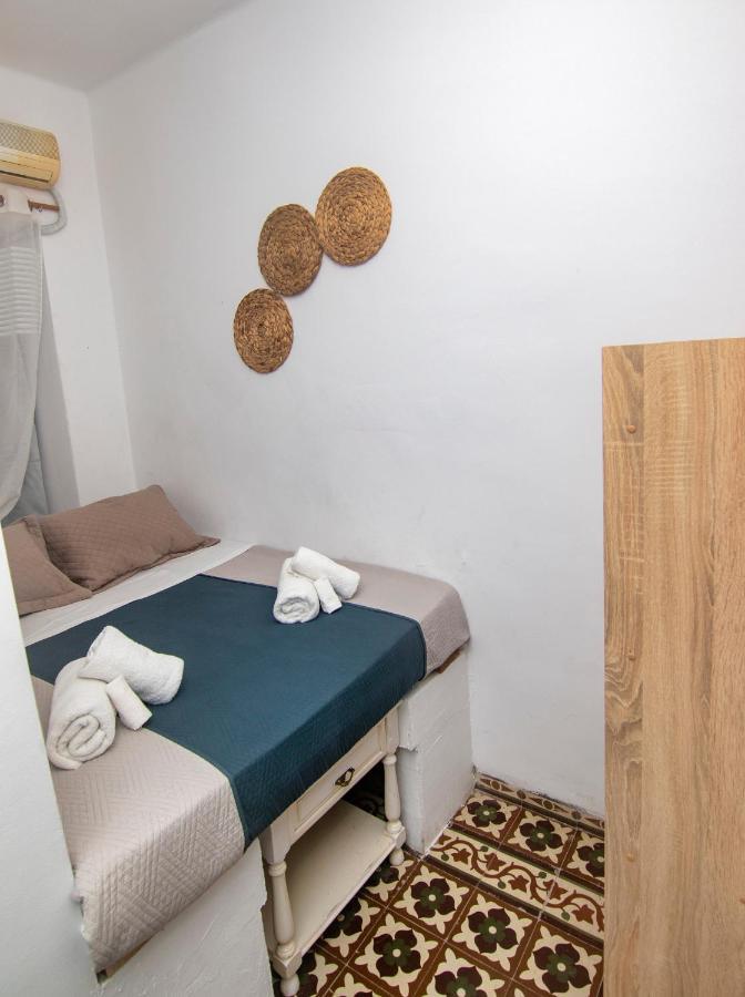 Mascot Bar Street Apartments Rhodes City ภายนอก รูปภาพ