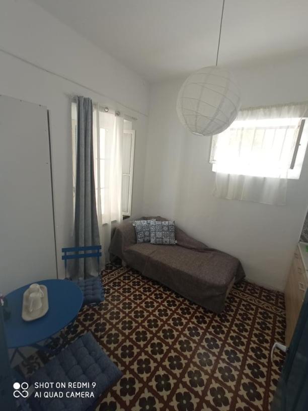 Mascot Bar Street Apartments Rhodes City ภายนอก รูปภาพ