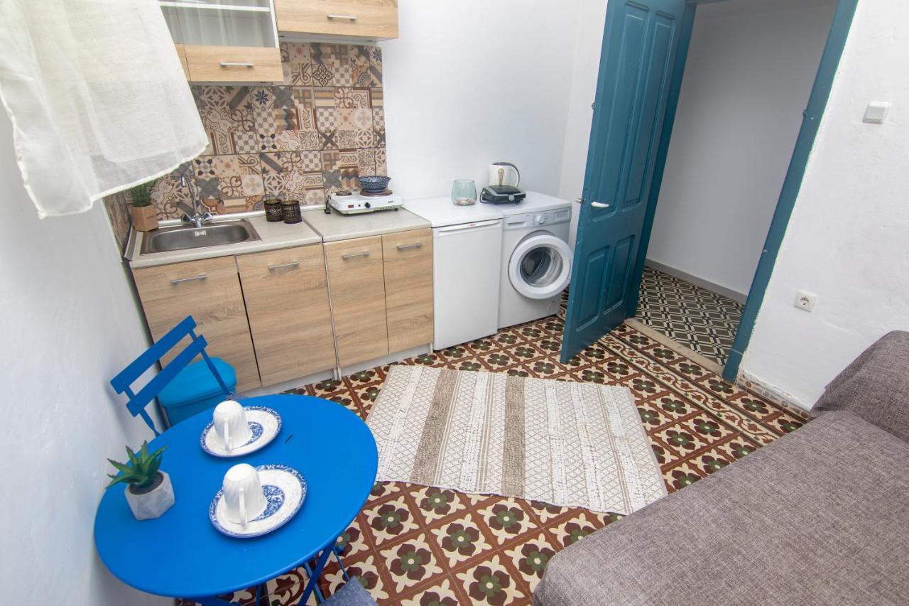 Mascot Bar Street Apartments Rhodes City ภายนอก รูปภาพ
