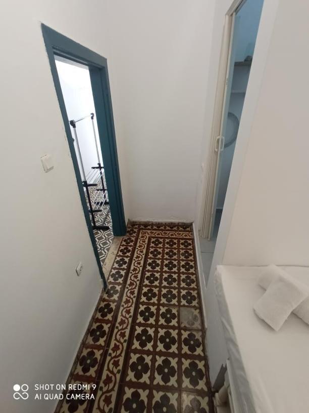 Mascot Bar Street Apartments Rhodes City ภายนอก รูปภาพ