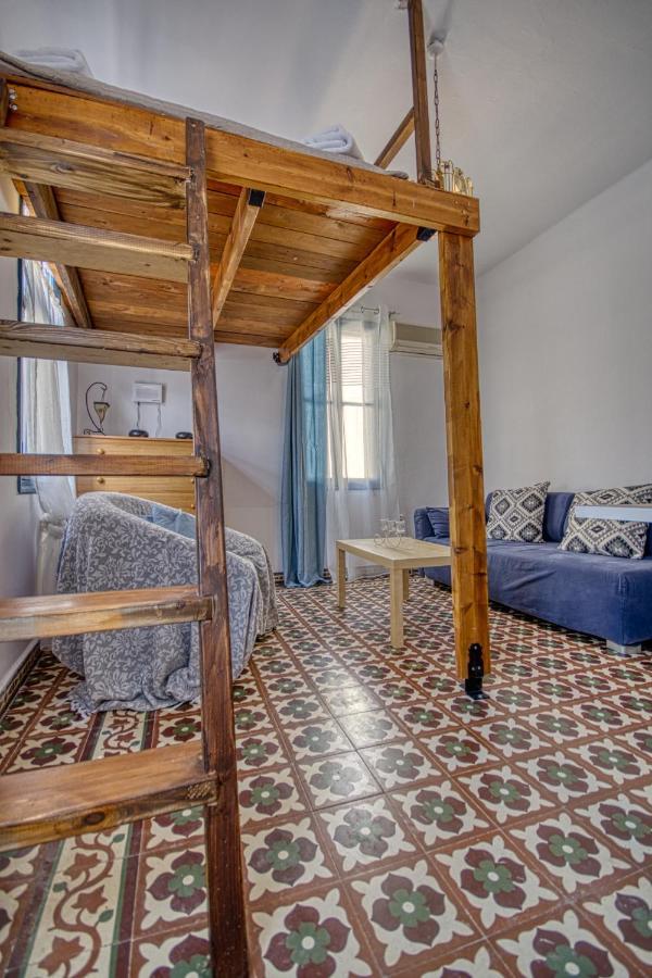 Mascot Bar Street Apartments Rhodes City ภายนอก รูปภาพ