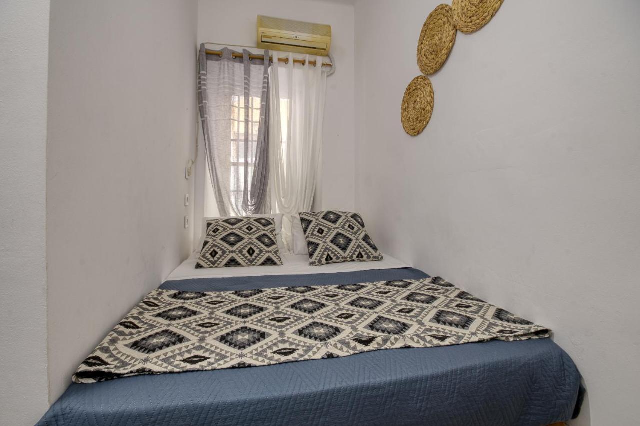 Mascot Bar Street Apartments Rhodes City ภายนอก รูปภาพ